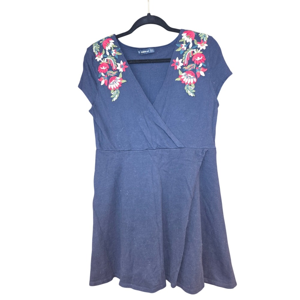 Zara Knit fine knit mock wrap dress with floral embroidery on the shoulders sz S